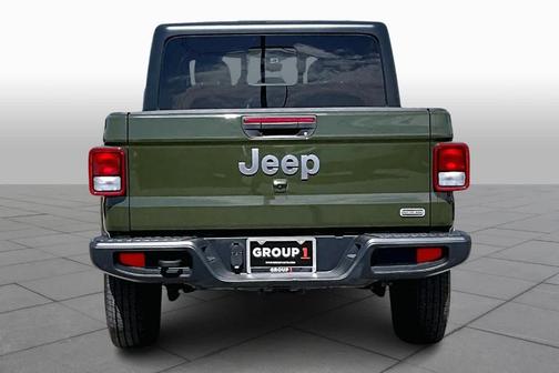 Sarge Green Clearcoat 2023 Jeep Gladiator Overland