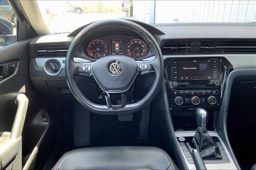2020 Volkswagen Passat 2.0T SE