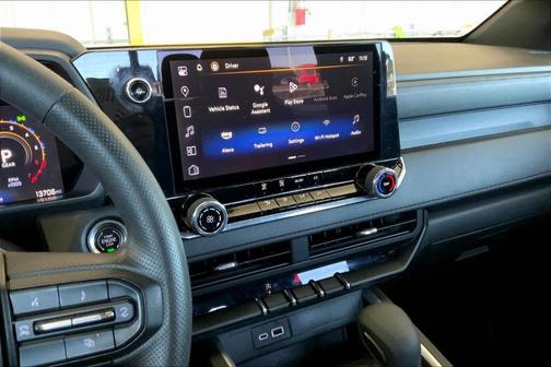 2024 Chevrolet Colorado WT