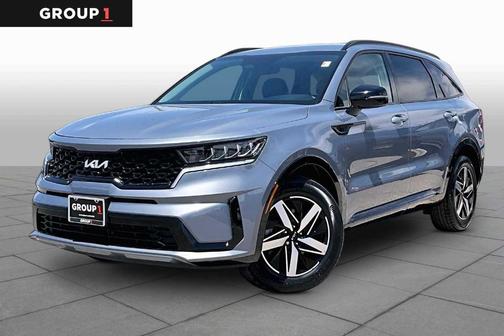 Everlasting Silver 2022 Kia Sorento S