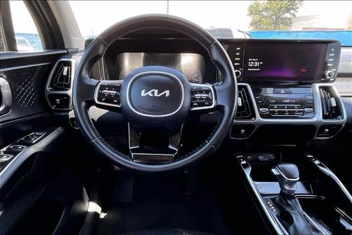 Everlasting Silver 2022 Kia Sorento S