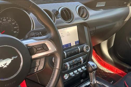 2020 Ford Mustang EcoBoost