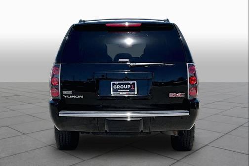 Onyx Black 2011 GMC Yukon Denali