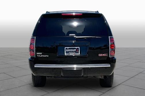 Onyx Black 2011 GMC Yukon Denali