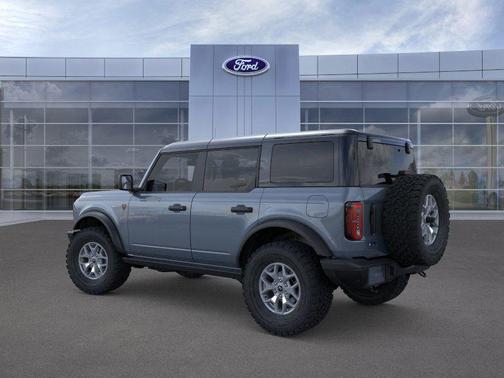 Azure Gray Metallic Tri-Coat 2025 Ford Bronco Badlands