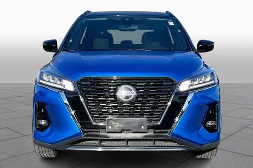 2021 Nissan Kicks SR