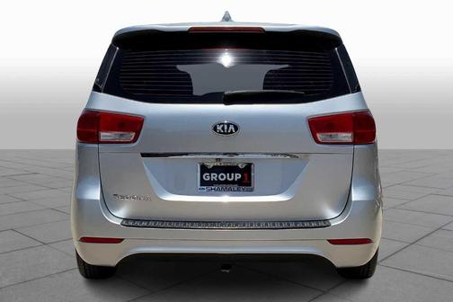 2016 Kia Sedona L