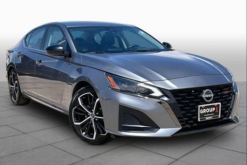 Gun Metallic 2024 Nissan Altima SR FWD
