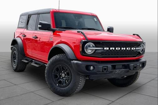 Race Red 2023 Ford Bronco Wildtrak