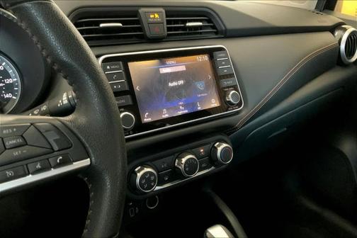 2021 Nissan Versa 1.6 SR