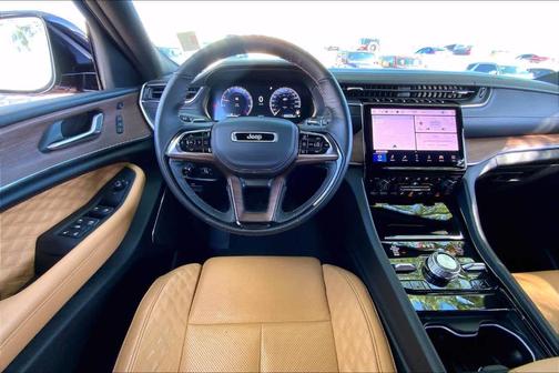 2025 Jeep Grand Cherokee L Summit