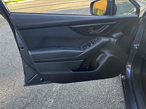 2017 Subaru Impreza 2.0i