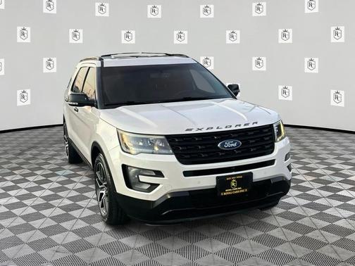 2017 Ford Explorer sport