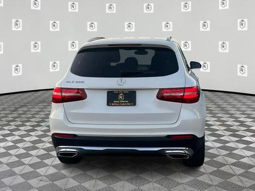 2017 Mercedes-Benz GLC 300 Base