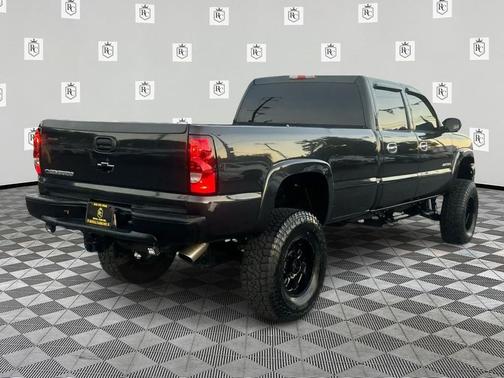 2003 Chevrolet Silverado 2500 LS H/D Crew Cab