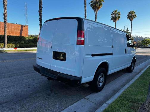 2017 Chevrolet Express 2500 Work Van