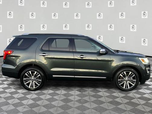 2016 Ford Explorer Platinum