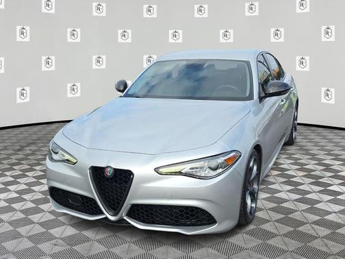 2018 Alfa Romeo Giulia Base