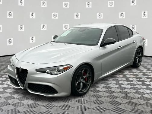 2018 Alfa Romeo Giulia Base