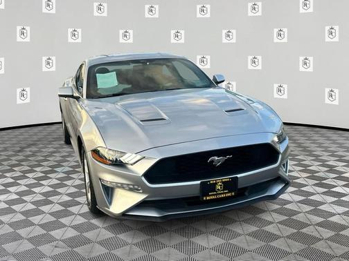 2020 Ford Mustang EcoBoost