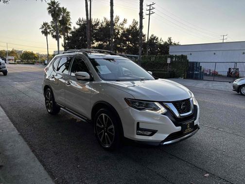 2018 Nissan Rogue SL