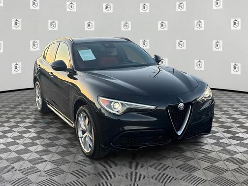 Vulcano Black Metallic 2020 Alfa Romeo Stelvio Ti Sport