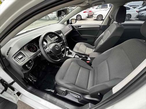 2016 Volkswagen Golf TSI S 4-Door