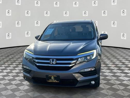 Modern Steel Metallic 2016 Honda Pilot EX-L