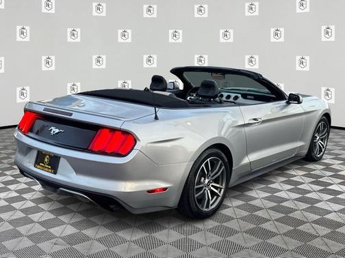 2015 Ford Mustang EcoBoost Premium