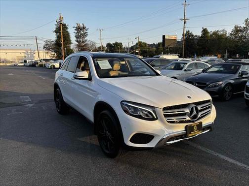 2018 Mercedes-Benz GLC 300 Base
