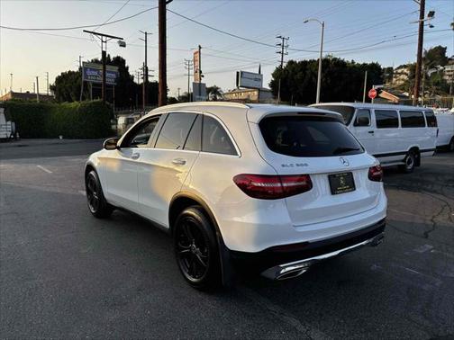 2018 Mercedes-Benz GLC 300 Base