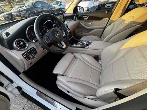 2018 Mercedes-Benz GLC 300 Base