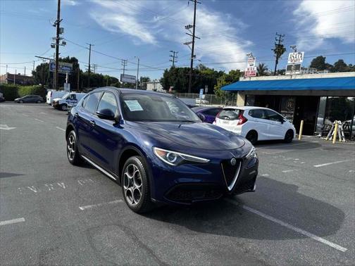 2018 Alfa Romeo Stelvio Sport