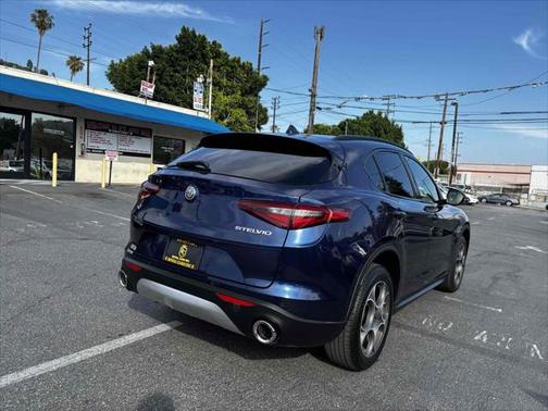 2018 Alfa Romeo Stelvio Sport