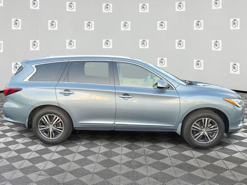 2018 INFINITI QX60 Base