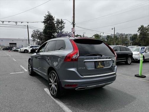2016 Volvo XC60 T5 Drive-E Platinum