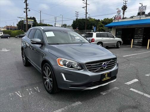 2016 Volvo XC60 T5 Drive-E Platinum