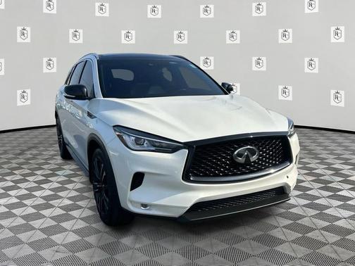 Majestic White 2022 INFINITI QX50 LUXE