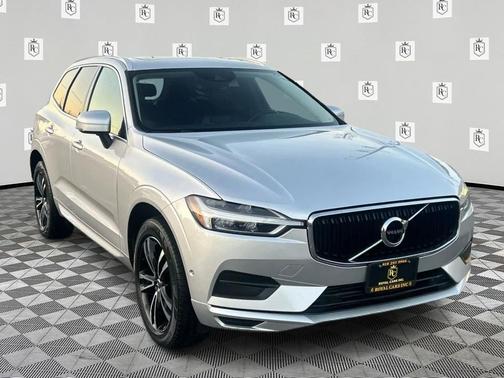 2019 Volvo XC60 T5 Momentum