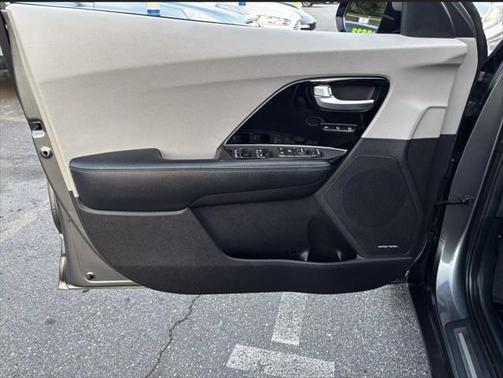 2017 Kia Niro Touring