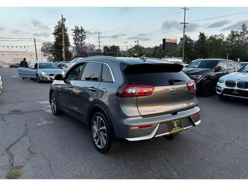 2017 Kia Niro Touring