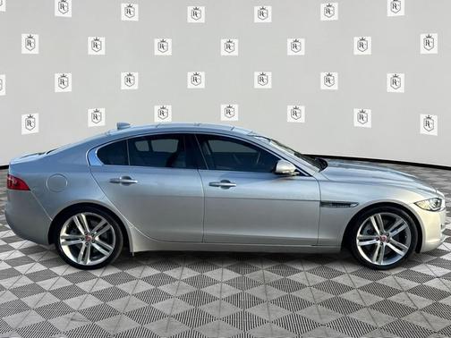 Rhodium Silver Metallic 2017 Jaguar XE 35t Prestige