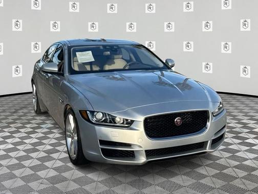Rhodium Silver Metallic 2017 Jaguar XE 35t Prestige