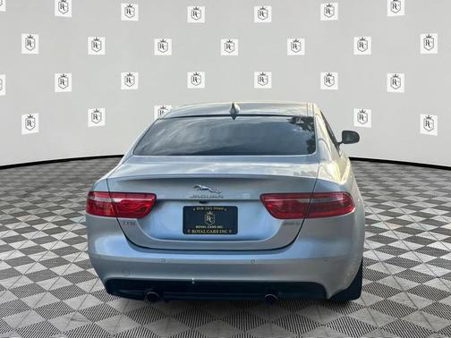 Rhodium Silver Metallic 2017 Jaguar XE 35t Prestige