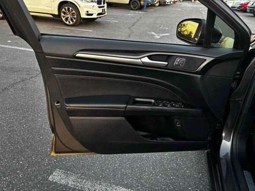2019 Ford Fusion Hybrid Titanium