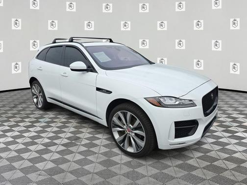 2018 Jaguar F-PACE 30t R-Sport
