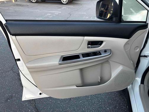 2014 Subaru XV Crosstrek Hybrid Base