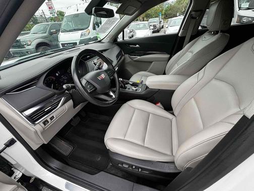 2019 Cadillac XT4 Luxury