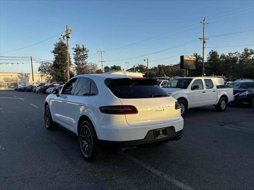2015 Porsche Macan S