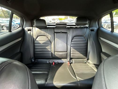 2018 Alfa Romeo Stelvio Ti Sport